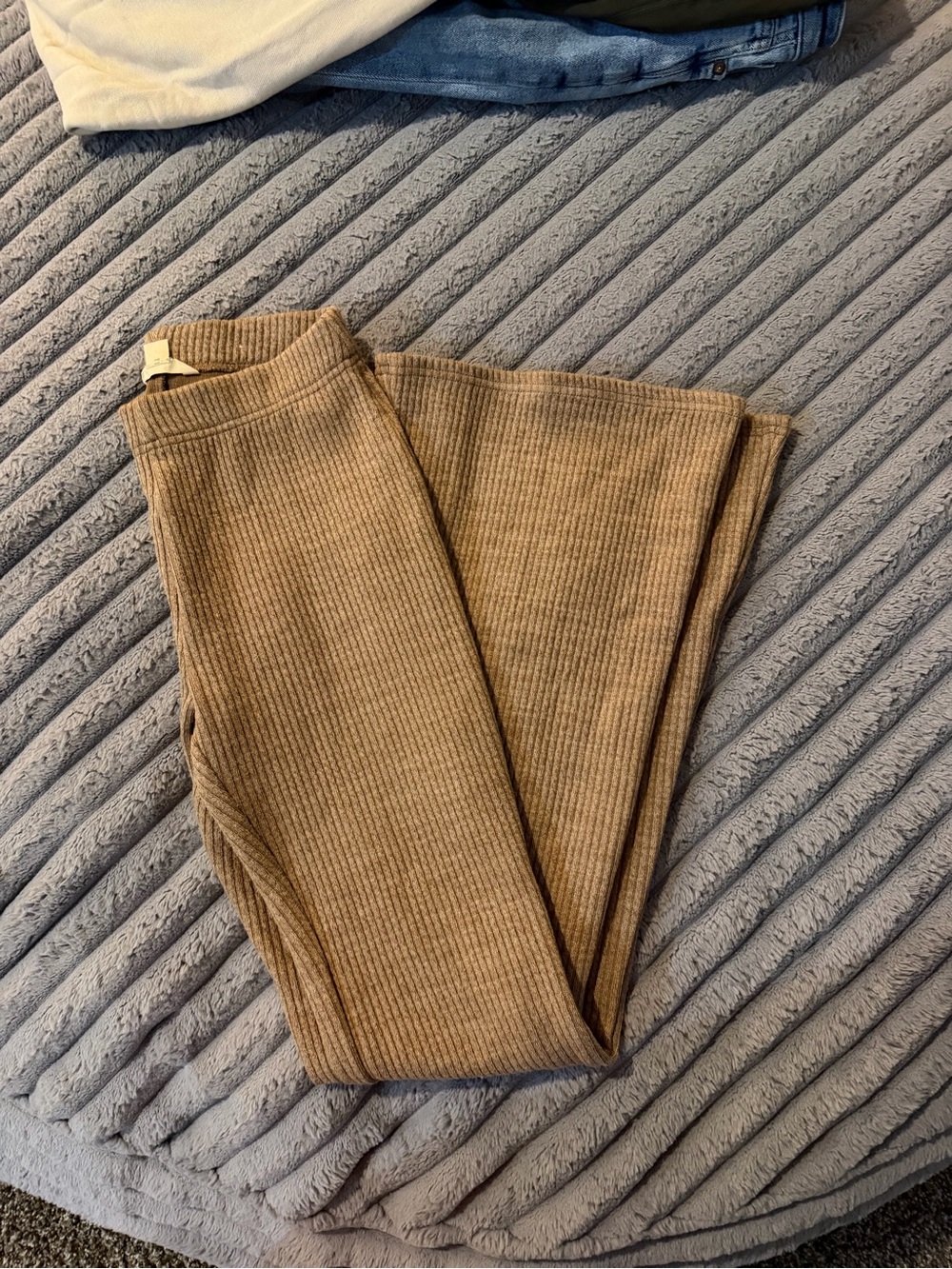 American Eagle Flare pants XS